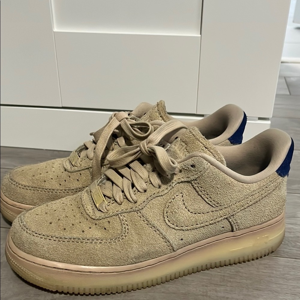 Nike Air Force 1